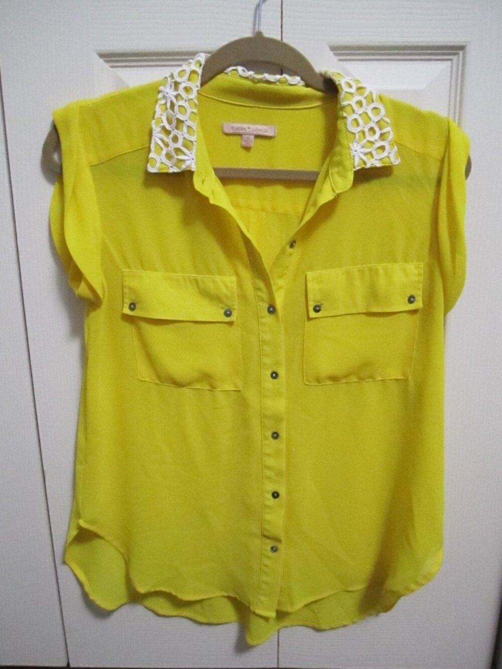 Gibson & Latimer Yellow Button-Front Blouse
